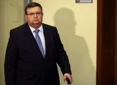 Антикорупционното звено на Цацаров: За една година - една присъда на първа инстанция