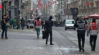 Нов атентат: Мощна експлозия окървави прочут търговски булевард в Истанбул, двама са загинали, има ранени (ВИДЕО)