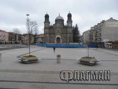 Ще свали ли цените за паркиране в ЦГЧ новото съоръжение на площад "Св.св.Кирил и Методий"?
