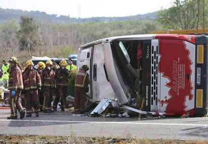 Ужасна катастрофа на автобус със студенти в Испания – 14 загинаха