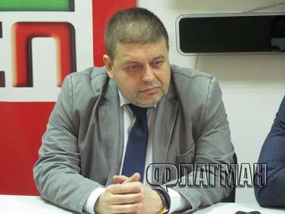 Червеният Мосинов отново предизвика кмета на ГЕРБ  Николов