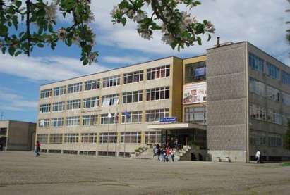 Реновират още две бургаски училища с над 1,2 млн.лв.