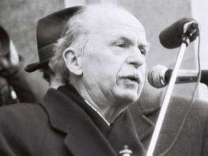 100 години от рождението на д-р Дертлиев – „БСП лява България” го почете с декларация