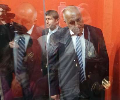Ето какво вижда Бойко Борисов в огледалото(СНИМКА)