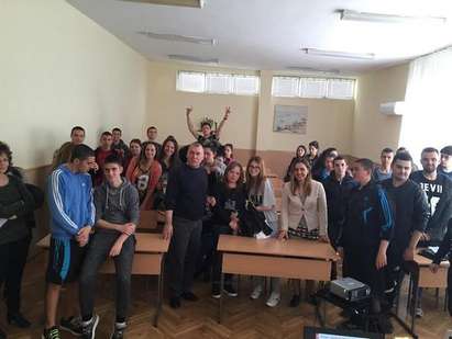 НАП Бургас стартира данъчни курсове за ученици