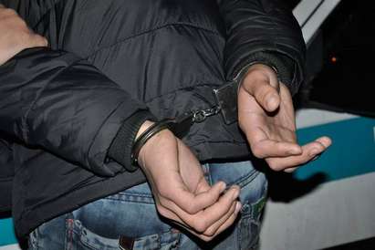 Закопчаха 8 души за кражби в центъра на Бургас