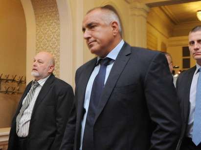 Валери Симеонов докара Борисов в парламента заради скандалите с Изборния кодекс (обновена)