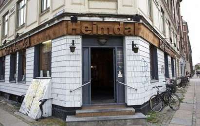„Това не е според шериата!”, крещят ислямисти и трошат с камъни и пиратки барове в Копенхаген
