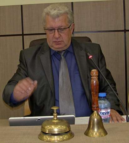 Острието на опозицията Георги Дражев стана председател на Общинския съвет в Бургас, Луков се оттегли