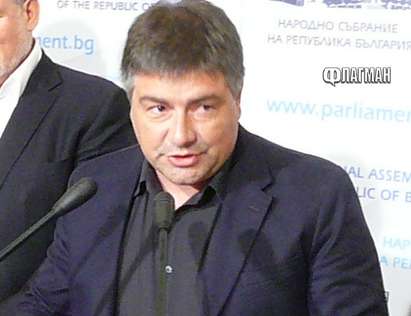 Костадин Марков: И аз подкрепям забраната на бурките, но имам други мотиви…