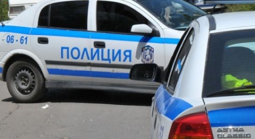 Удар на полицията във Варна и Бургас! Спипаха стоки менте за милиони