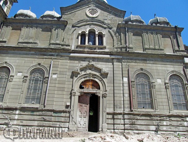 Отделят допълнителни 300 хил.лева от бюджета на Бургас за спасяването на храма „Св.св.Кирил и Методий“(СНИМКИ)