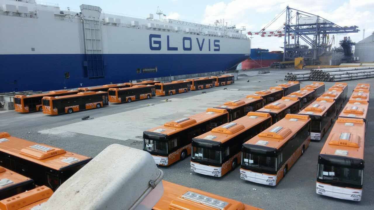 70 нови автобуса за София пристигнаха в Бургас