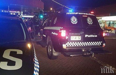 Камикадзе се заби в паркинг в Сидни и се самозапали