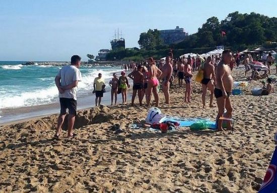 Внимание! Опасен рецидивист атакува бургаския плаж