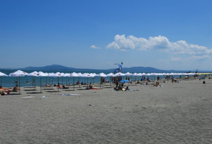 Северният плаж на Бургас е в топ 3 на най-изрядните плажове по Южното Черноморие