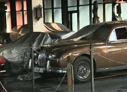 Пожарът, изпепелил ретро колите на бившия хасковски кмет, е умишлен?