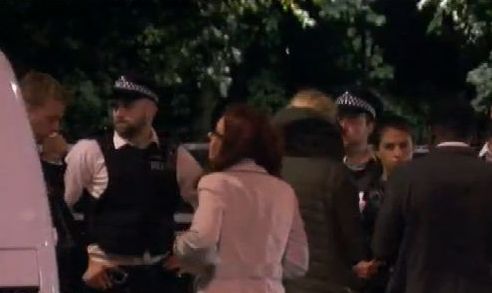 Нападение в Лондон, жена загина и петима са ранени при атака с нож