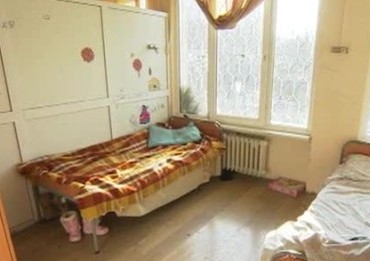13-годишно дете от Бургас принуждавано от майка си да проси, а от леля си - да проституира
