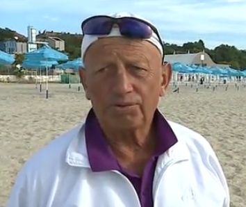 Туристи тормозят спасителите на плажа, руснаците били като деца