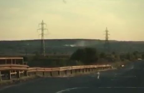 Ужасна миризма в Братово, повече от месец горят отпадъци на старото бунище