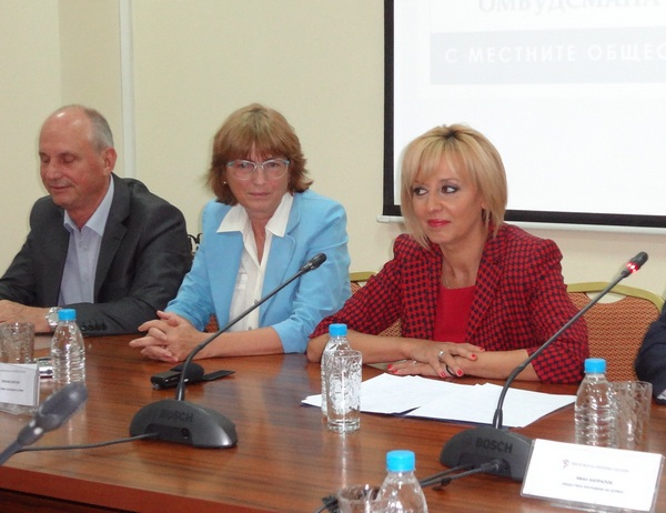 Мая Манолова пред „Флагман”: Подкрепям Таню Атанасов -  нека гражданите да избират омбудсманите