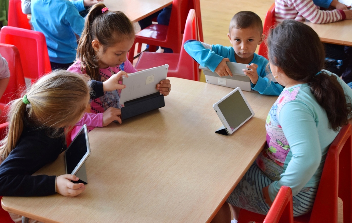 Компютърното обучение стартира пилотно в 6 детски градини на Бургас