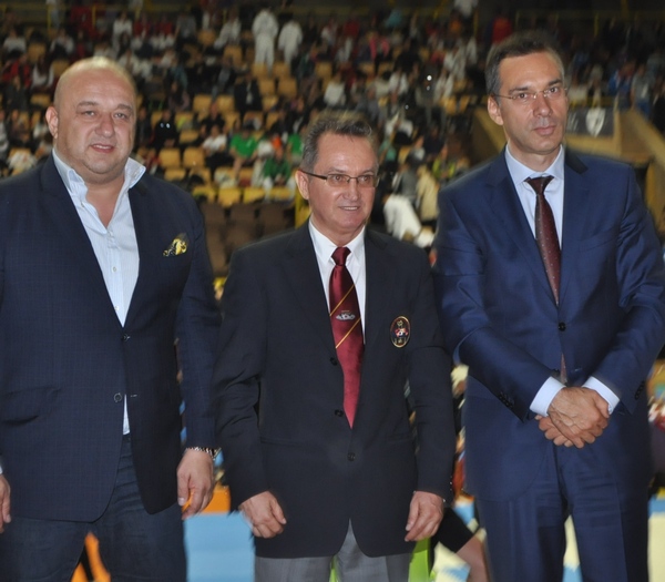 Димитър Николов откри световното първенство по шотокан карате