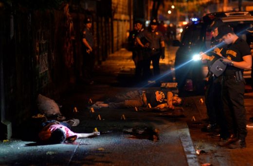 100 дни управление на президента на Филипините Дутерте: 3700 дилъри разстреляни като кучета (СНИМКИ)