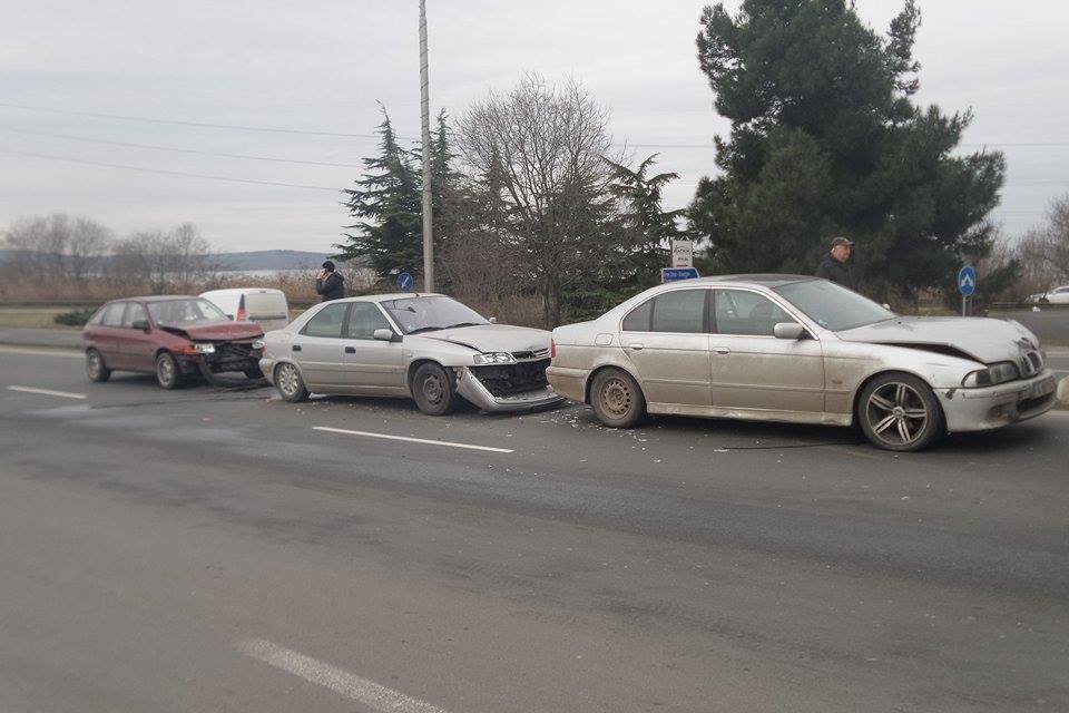 Сливенска Тигра стана на хармоника след катастрофа на бул.”Тодор Александров” в Бургас