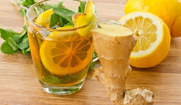Вижте какви изненадващи ползи има сокът от джинджифил и лимон
