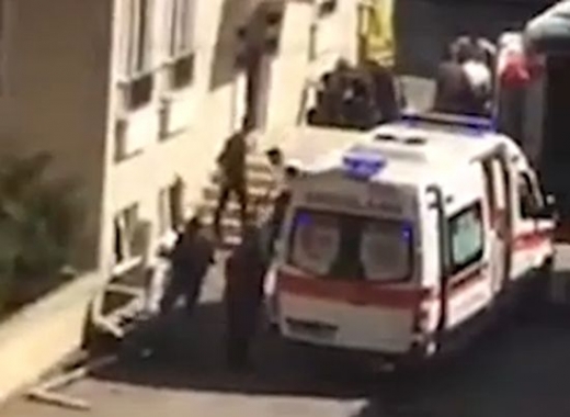 Трима полицаи загинаха при кървавия атентат в Турция