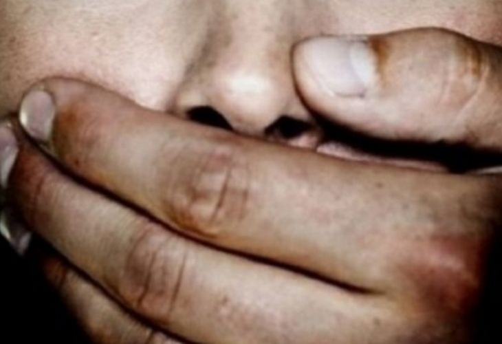 Изрод изнасили 14-годишно момче, след това го окраде