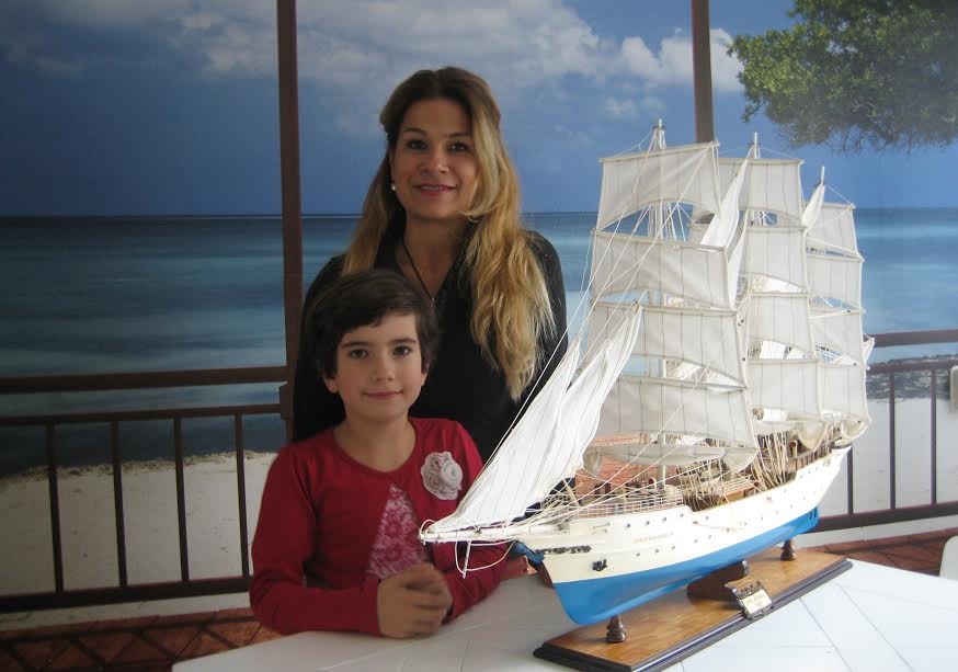 Пристанище Бургас получи дарение на макети на известни фрегати