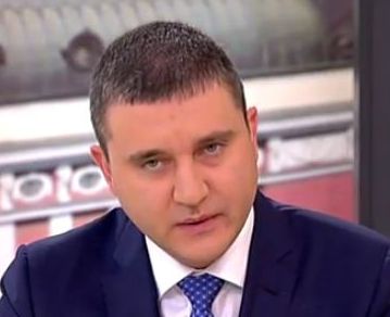 Горанов: Ако България е почервеняла, трябва Нинова да е премиер, питайте я дали иска избори!