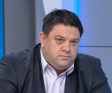 Атанас Зафиров: Твърдоглавието на Ненчев попречи самолетите ни да бъдат модернизирани (ВИДЕО)