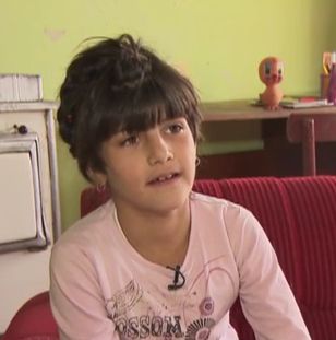 Момиче живяло 7 години без самоличност заради абсурд, нямало права да ходи на детска градина (ВИДЕО)