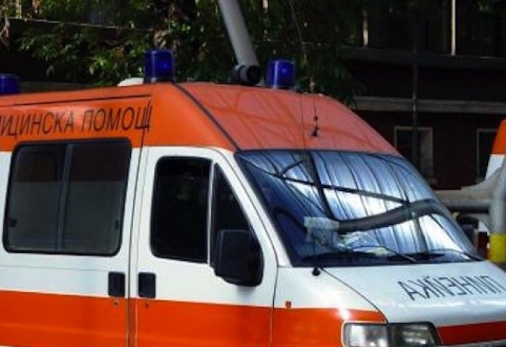 Ужасяваща катастрофа вкара в болница двумесечно бебе, майка му и шофьор от Варна