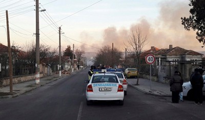 Свидетели видели как вадят трупове от развалините в Хитрино