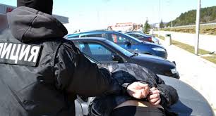 Удар! Бургаските полицаи разбиха мрежа на алоизмамници