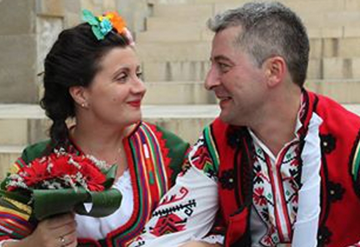 Вижте най-патриотичната сватба, младоженци от Несебър шашнаха България