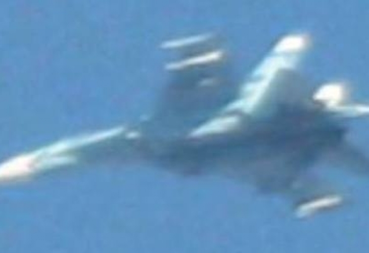 Руски Су-27 води яки боеве с американски F-16 в Невада
