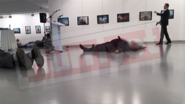 Извънредно! Простреляха руския посланик в Турция (СНИМКА)