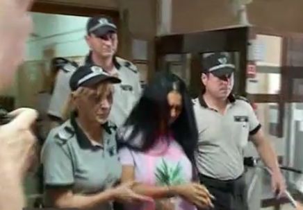 Миската със свинските опашки Анита Мейзер се изправя пред съда