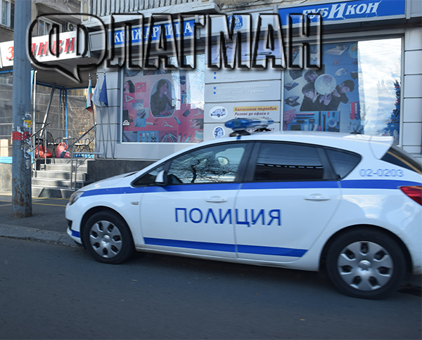 Екшън на „Трапезица”! Бургазлия опита да се хвърли от пасарелката, полицаи го спасиха