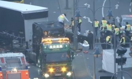 Полският шофьор на камиона убиец в Берлин прострелян часове преди атаката