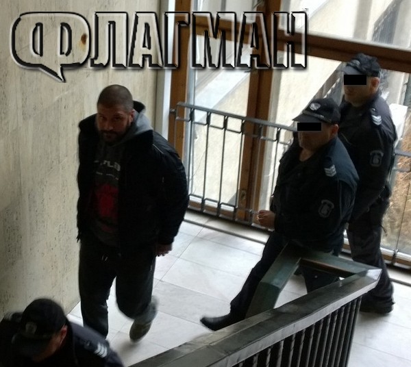 Скри ли шефката на Районния съд Николай Далакманов от журналистите
