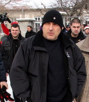 Премиерът Бойко Борисов свика кризисен щаб заради снежното бедствие в Бургаско