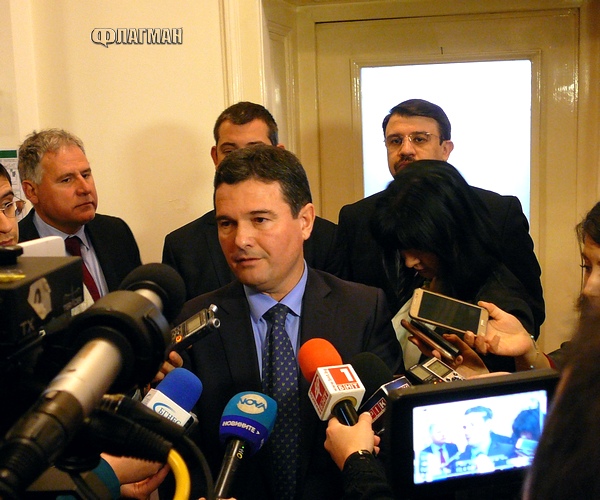 Зеленогорски поиска новият президент да свика КСНС, преди да закрие парламента
