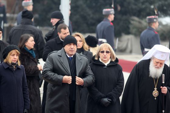 Гаф ли е вълнената шапка на Борисов